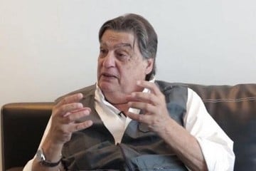 Jorge Rachid, el médico asesor de Kicillof hizo autocrítica y disparó munición gruesa contra la oposición.