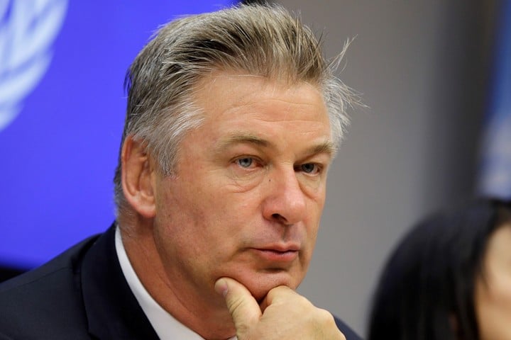 El actor Alec Baldwin hizo una insólita comparación entre Javier Milei y un asesino serial de Nueva York. Foto AP