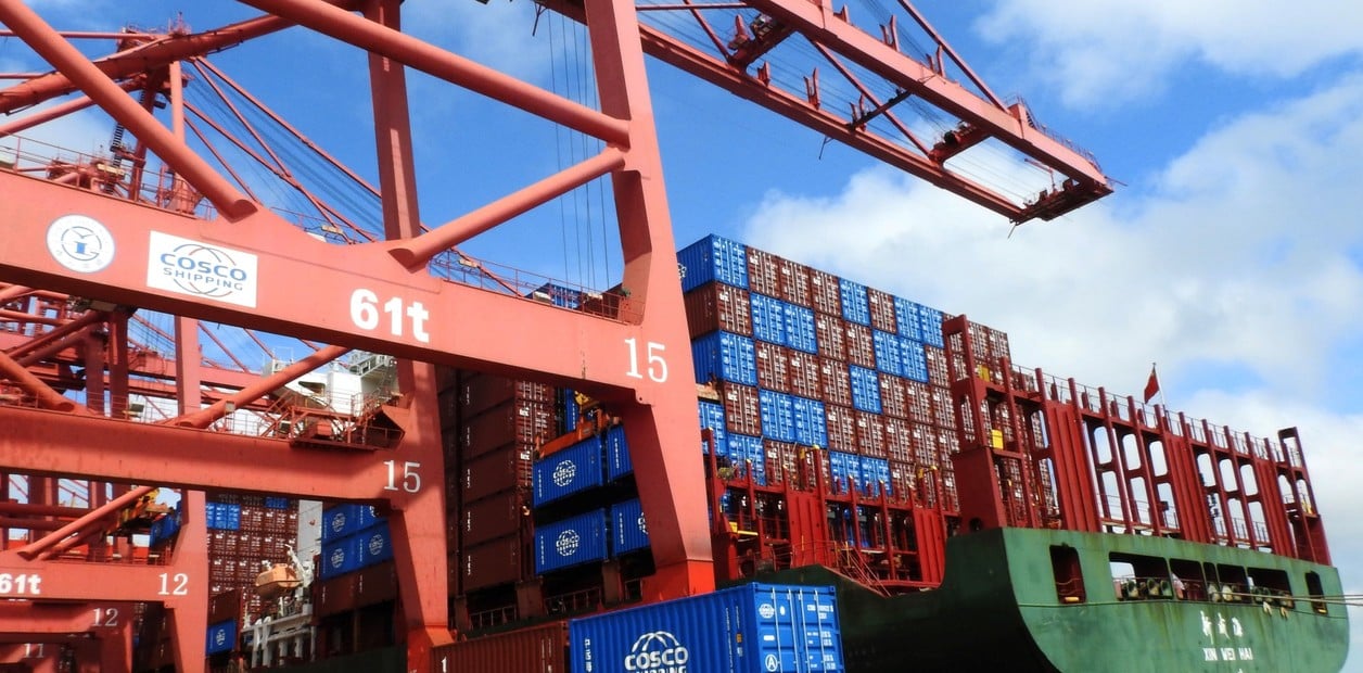 Puerto de Lianyungang, en la provincia de Jiangsu, en China. La República Popular es el principal productor global de containers y la caída en el comercio internacional le pega fuerte a su economía.